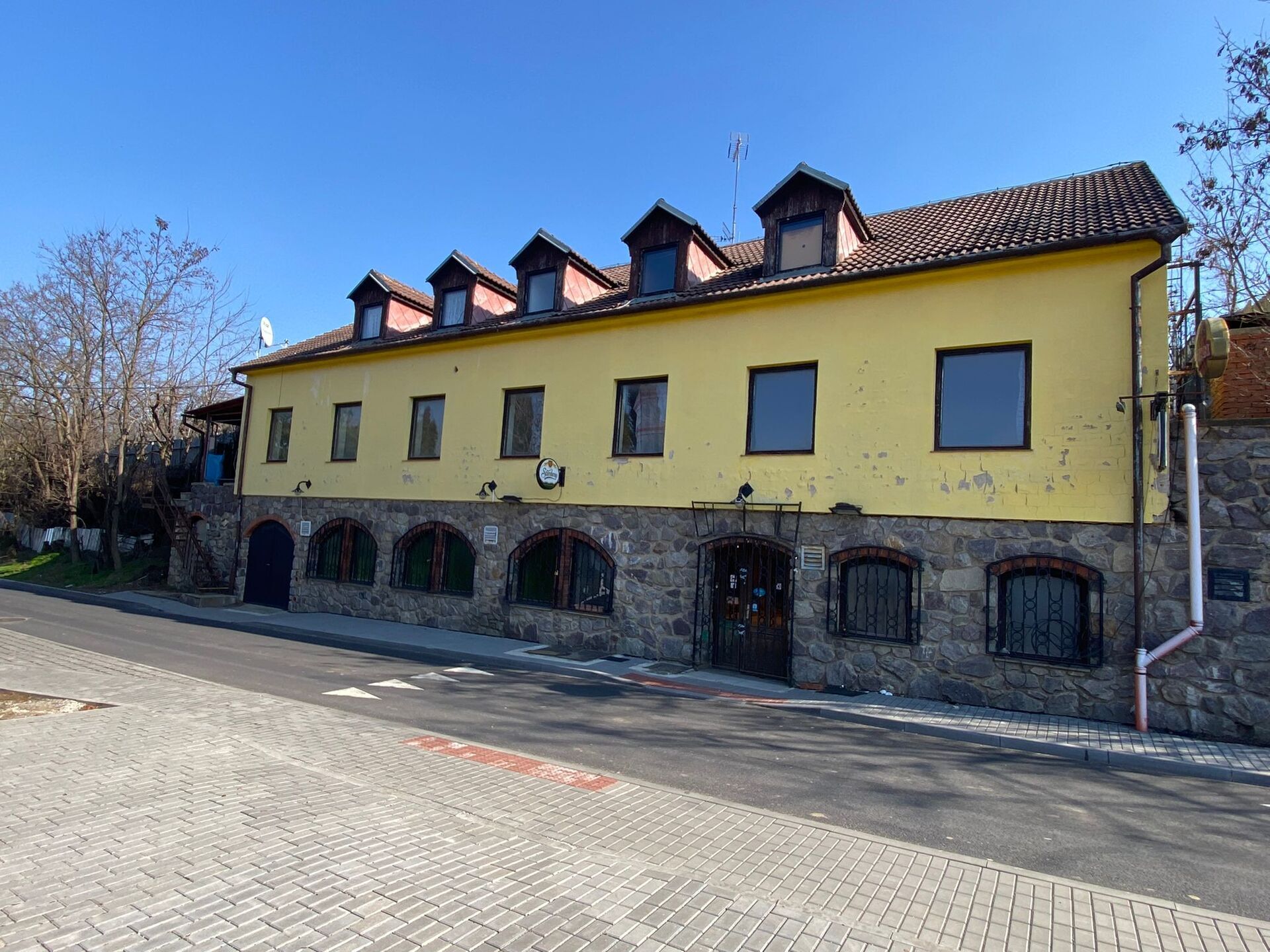 Prodej restaurace 182 m² Vilová, Dobšice