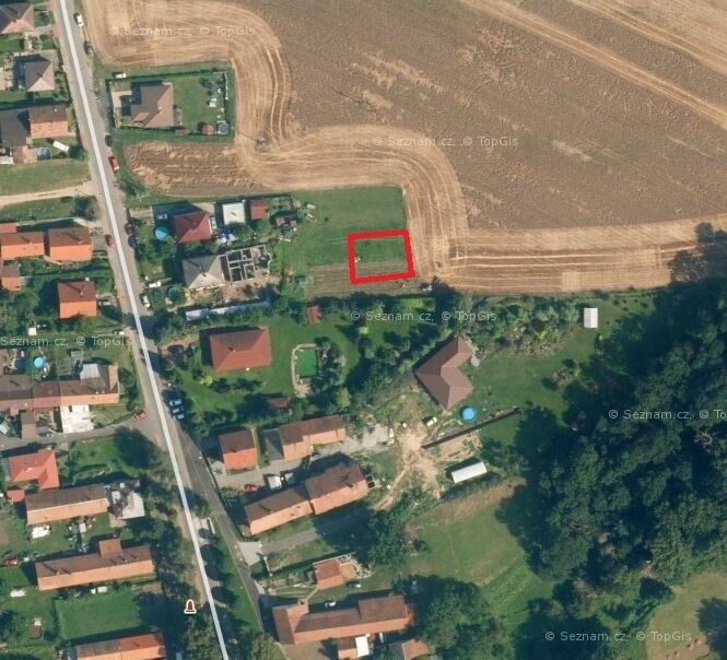 Prodej stavebního pozemku 404 m2 v Drozdicích, městský obvod Pardubice IV