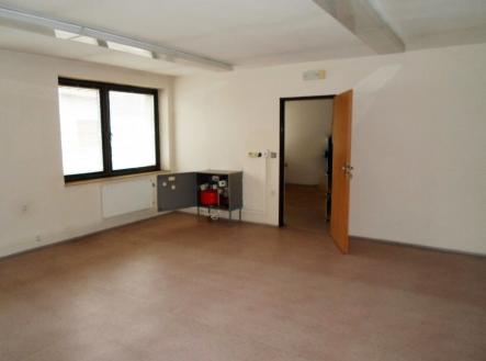 Pronájem - kanceláře, 47 m²