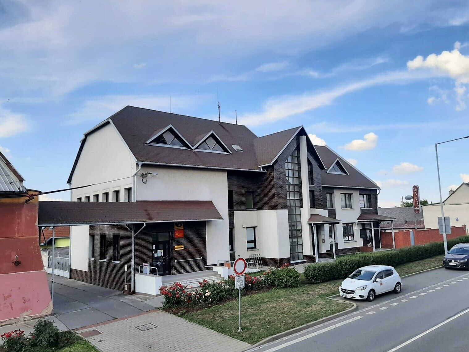 Prodej bytu 4+kk 113 m² Zdounky