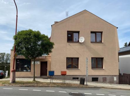 Prodej - komerční objekt, obchodní centrum, 297 m²