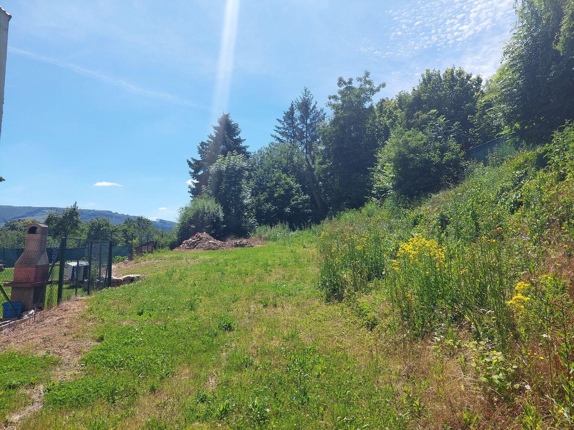 Prodej stavebního pozemku 2 760 m² Loukov – Libosváry