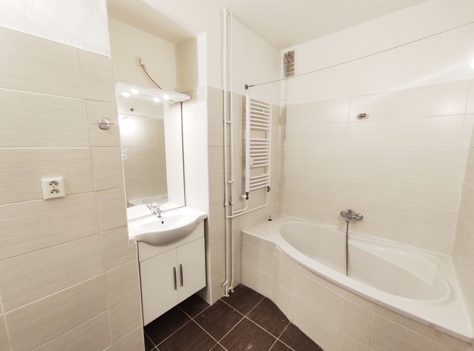 Pronájem bytu 2+1, 60m2, Havanská, Ostrava - Poruba