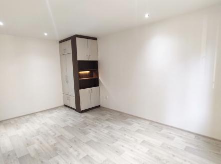 Pronájem bytu, 1+kk, 22 m²