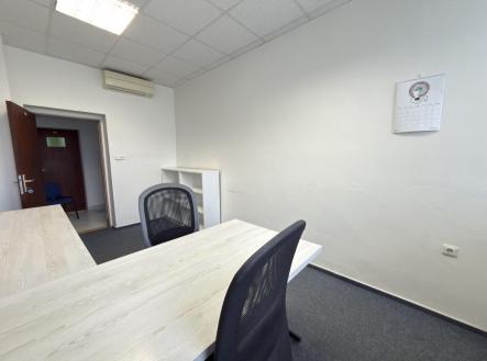 Pronájem - kanceláře, 15 m²