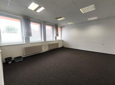 Pronájem - kanceláře, 29 m²