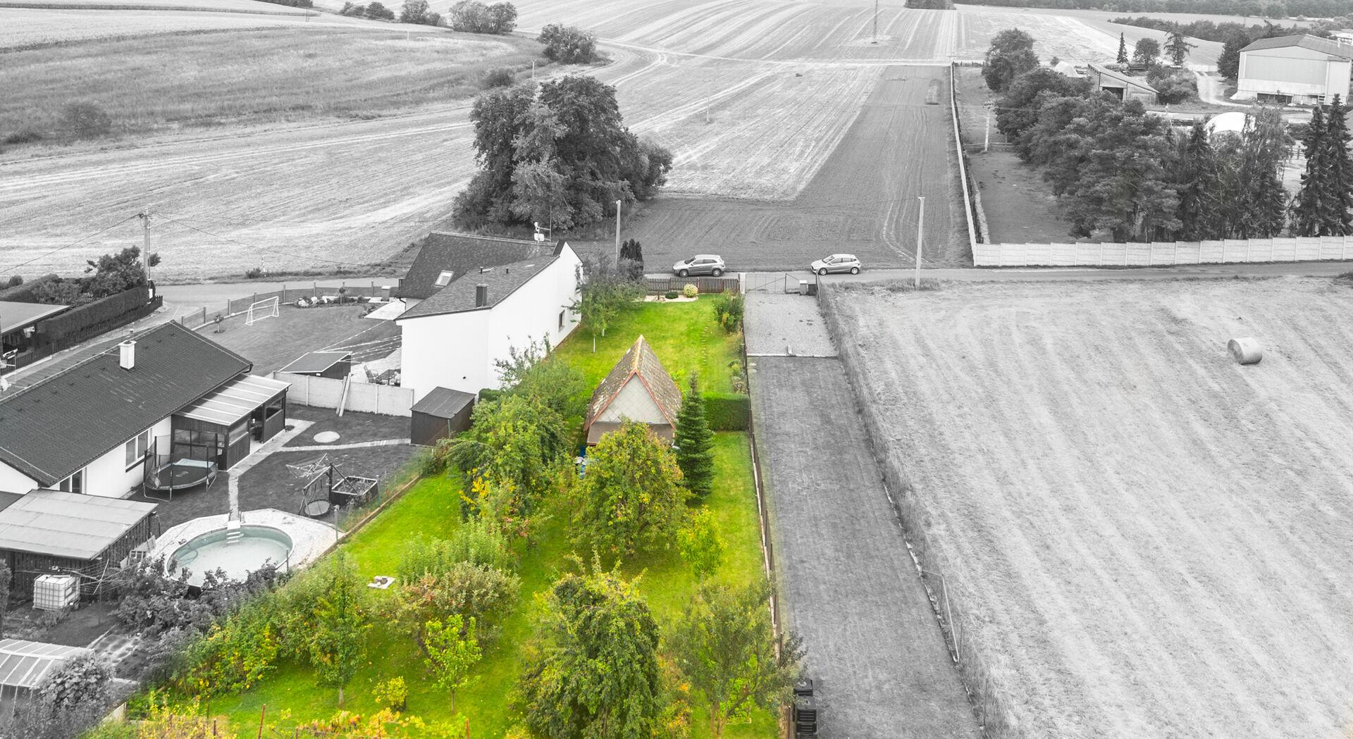 Prodej stavebního pozemku 784 m² v klidné obci Služovice, okres Opava