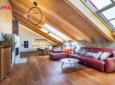 OBÝVYCÍ POKOJ | Prodej bytu, 4+kk, 230 m²