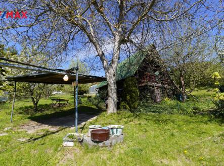 chata a parkovací stání | Prodej - chata/rekreační objekt, 37 m²