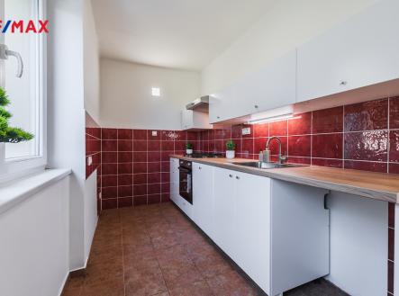 gutlova-horousanska-dsc8396-hdr.jpg | Pronájem bytu, 3+1, 66 m²