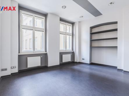 KANCELÁŘ 5 | Pronájem - obchodní prostor, 350 m²