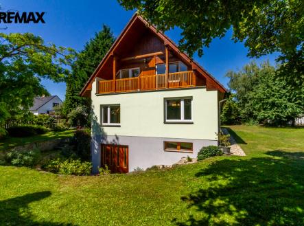 pohled ze zahrady | Prodej - dům/vila, 200 m²