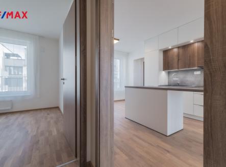 barta-libor-na-libusaku-dsc6988-hdr.jpg | Pronájem bytu, 3+kk, 82 m²