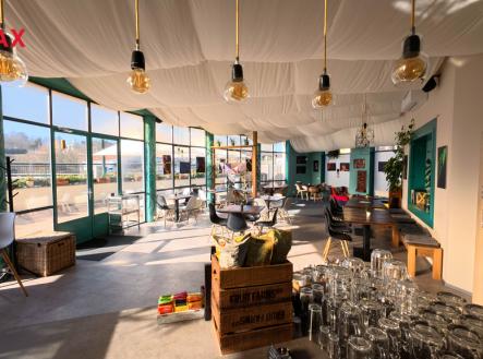 BISTRO | Prodej - obchodní prostor, 200 m²