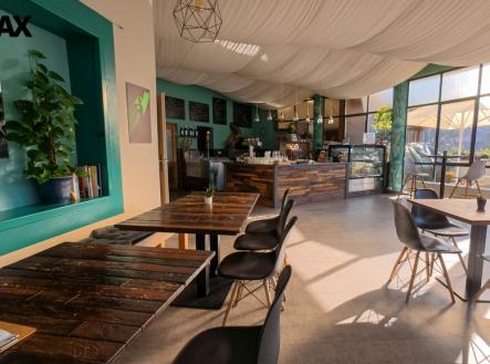 BISTRO | Prodej - obchodní prostor, 200 m²