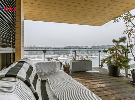 stampach-menclova-dsc3329-hdr.jpg | Pronájem bytu, 3+kk, 3 490 m²