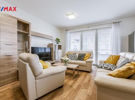 gutlova-kadeckove-dsc3563-hdr.jpg | Prodej bytu, 2+kk, 84 m²