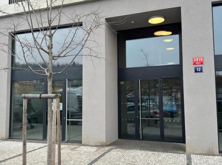 whatsapp-image-2026-02-02-at-17.27.03-6.jpeg | Pronájem - obchodní prostor, 110 m²