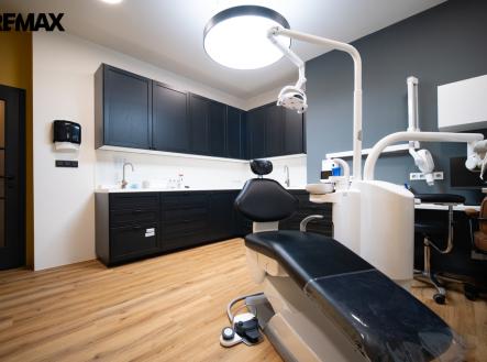 Ordinace s křeslem | Pronájem - jiné, 20 m²