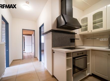 Kuchyně s halou | Prodej - dům/vila, 188 m²