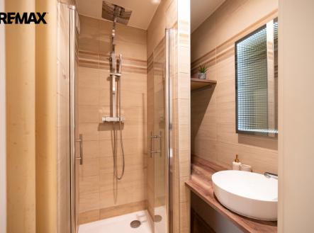 Koupelna | Pronájem bytu, 2+1, 67 m²