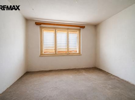 VNITŘNÍ PROSTOR - 1 NP | Prodej - pozemek pro bydlení, 1 012 m²