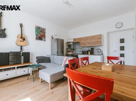 bartam-zabehlicka-dsc8454-hdr.jpg | Prodej bytu, 2+kk, 51 m²