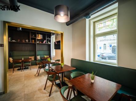 Prostory restaurace | Pronájem - restaurace, 185 m²
