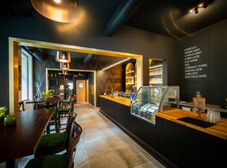 Restaurace s barem | Pronájem - restaurace, 185 m²