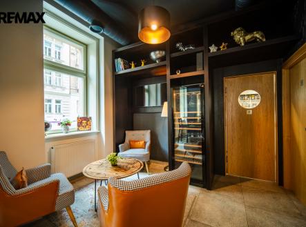 Prostory restaurace | Pronájem - restaurace, 185 m²