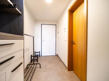 smrzovych-1035-14-11.jpg | Pronájem bytu, 1+kk, 31 m²
