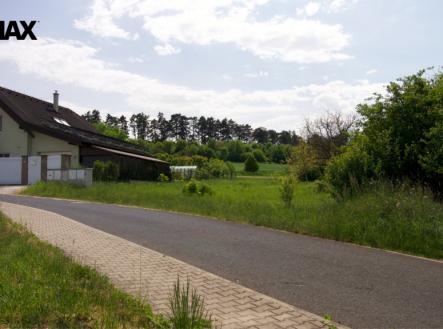pozemek-mls.png | Prodej - pozemek pro bydlení, 819 m²