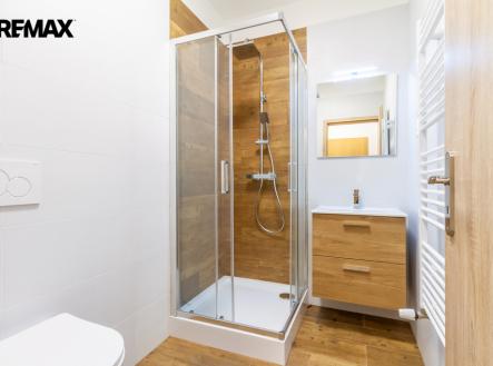 koupelna-cimburkova-9.jpg | Pronájem bytu, 1+kk, 30 m²