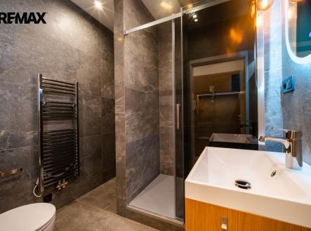 Koupelna | Pronájem bytu, 2+kk, 39 m²