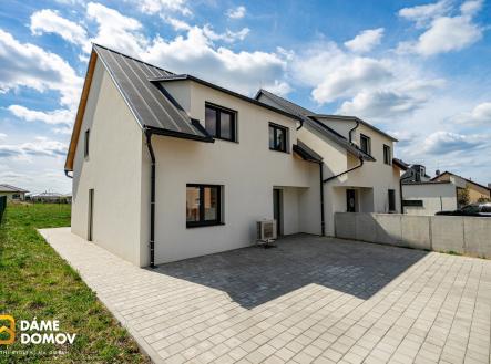 Čelní pohled na RD | Prodej - dům/vila, 130 m²
