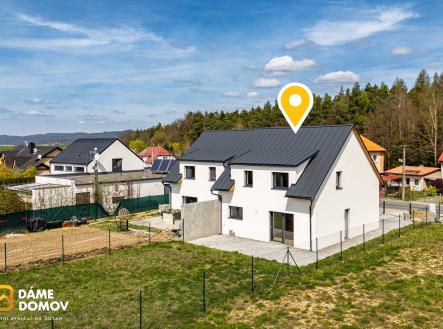 Zadní pohled na RD | Prodej - dům/vila, 130 m²