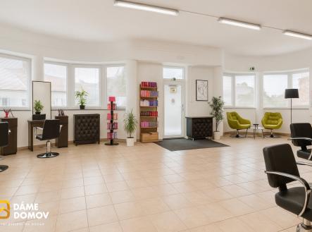 ChatGPT Image 1. 9. 2025 20_46_54 | Pronájem - obchodní prostor, 99 m²