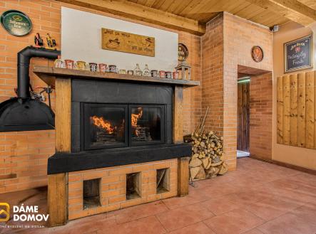 Int (12) | Prodej - restaurace, 324 m²