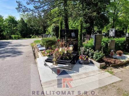 20250423-102359.jpg | Prodej - malý objekt/garáž