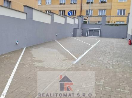 ea16-1-1.jpg | Prodej - malý objekt/garáž