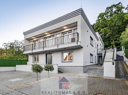 p1557065.jpg | Prodej - dům/vila, 175 m²