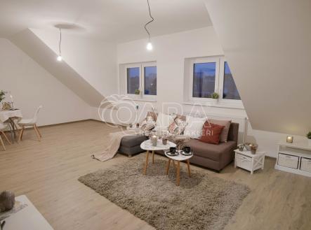 10 | Prodej bytu, 2+kk, 66 m²