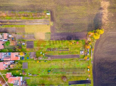 Prodej - pozemek, zahrada, 2 177 m²