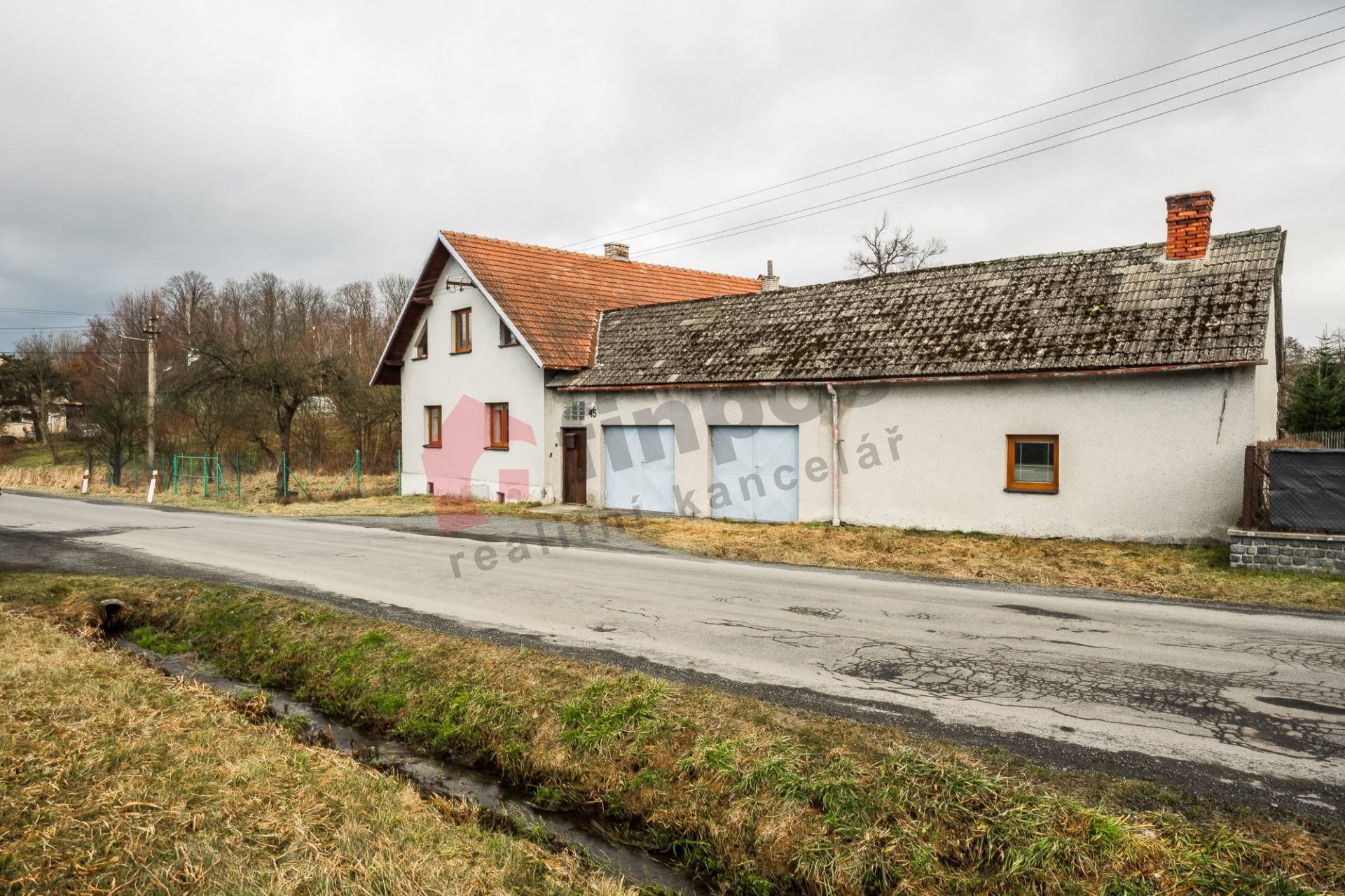 Prodej rodinného domu v Lipné u Potštátu, 400m2, pozemek 4.950m2