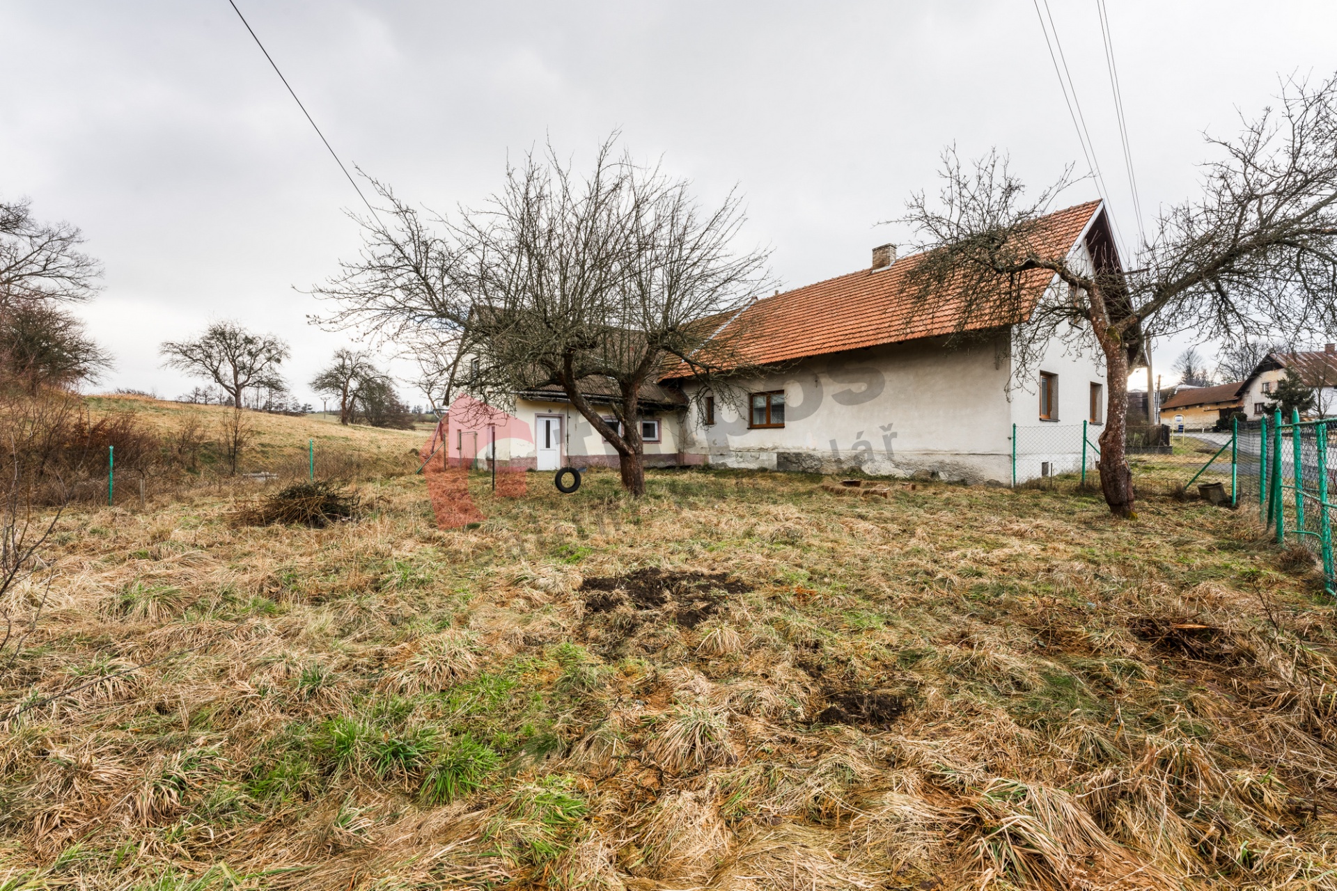 Prostorná usedlost v Lipné u Potštátu - 400 m², pozemek 4 950 m²