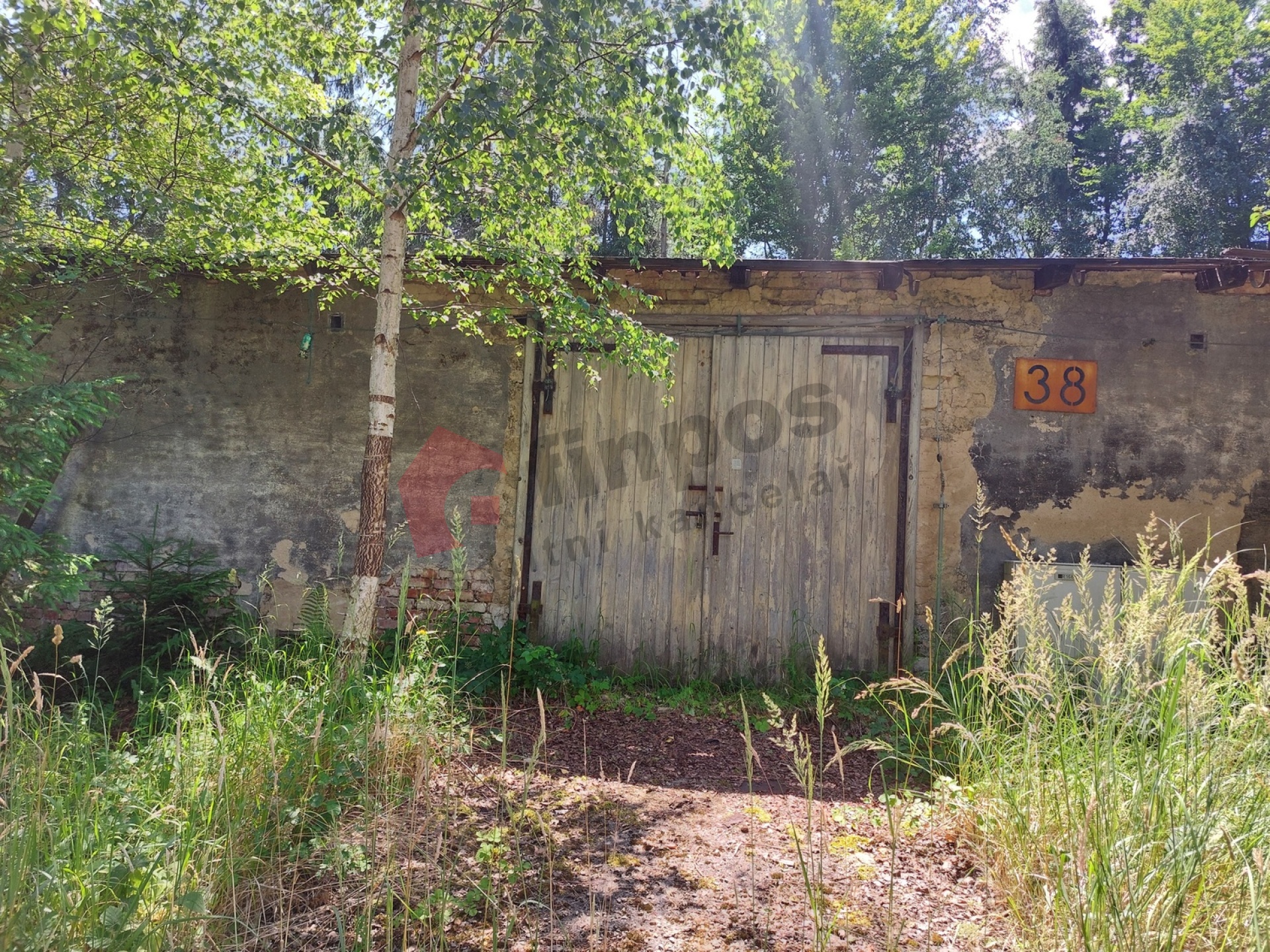 Prodej pozemku se stavbou / chatou 330m2 v Mikulovicích u Jeseníku