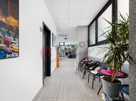 Pronájem - komerční objekt, výroba, 189 m²