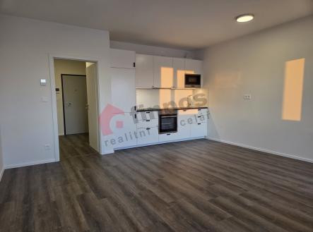 Pronájem bytu, 1+kk, 36 m²