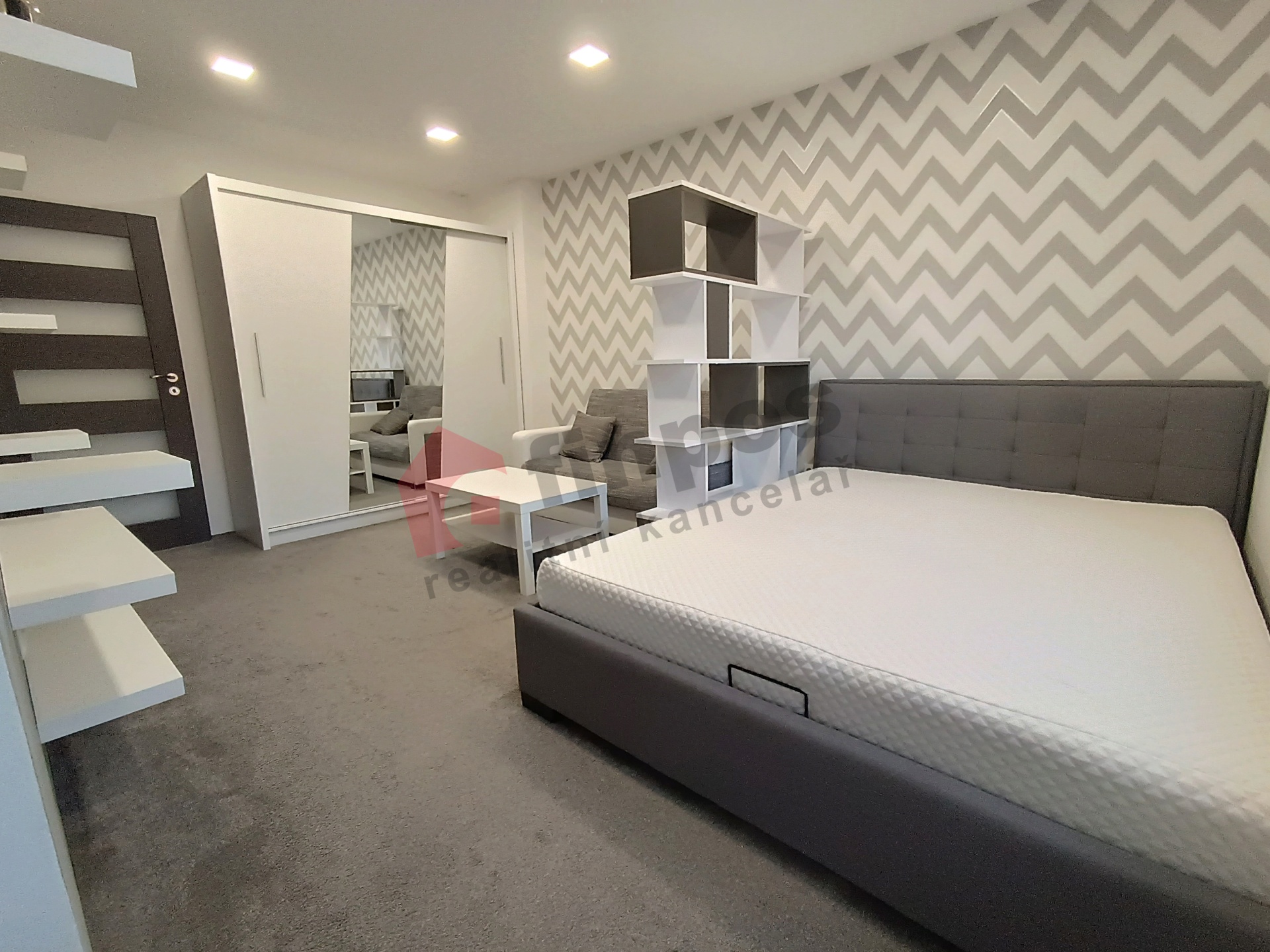 Pronájem bytu 1+kk 34 m2, ve Ždánicích, okr. Hodonín