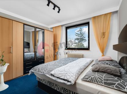 Prodej - dům/vila, 335 m²